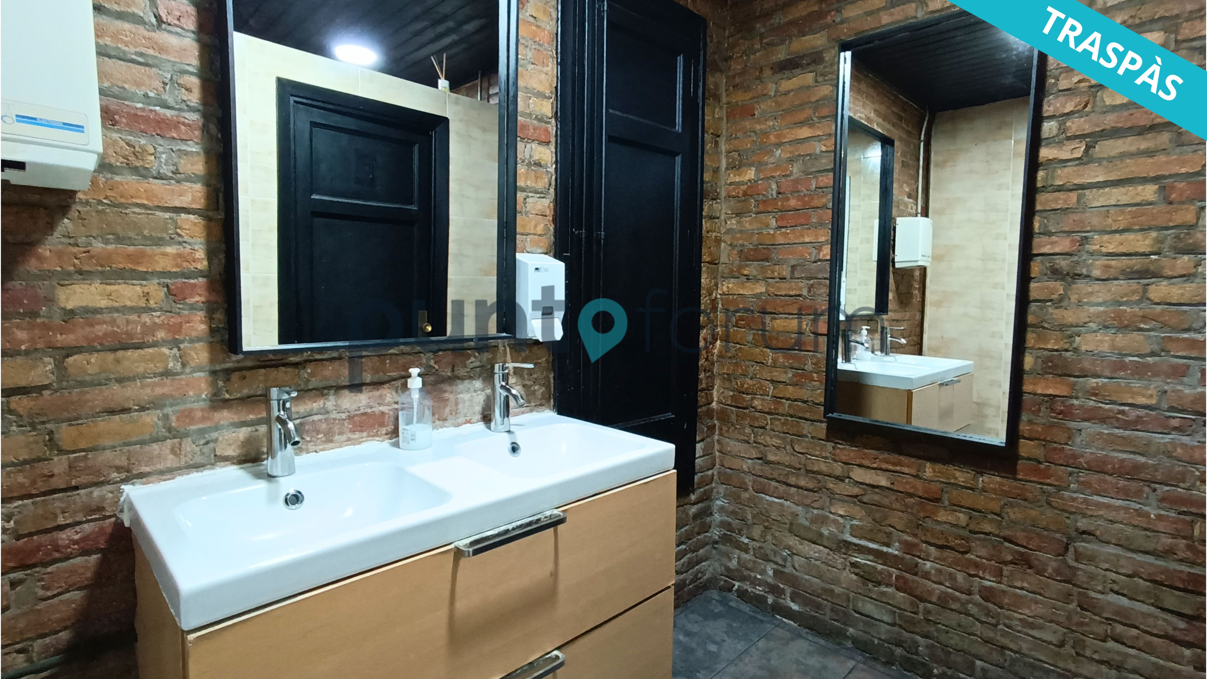 Panadería con licencia de degustación en una de las zonas más transitadas de Barcelona