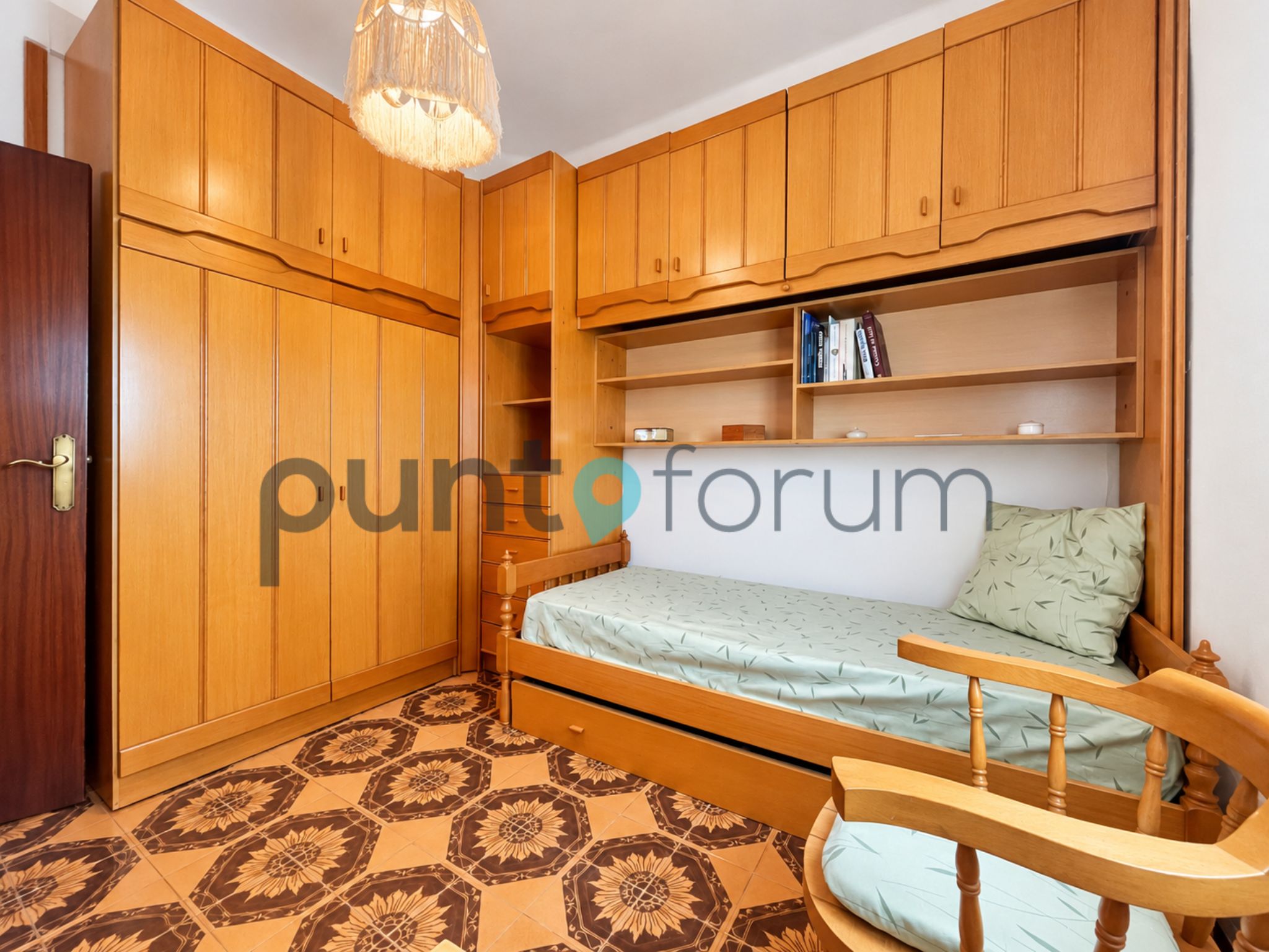 PISO TODO EXTERIOR DE 3 HABITACIONES CON BALCÓN Y DOS ASCENSORES EN EL BESÒS
