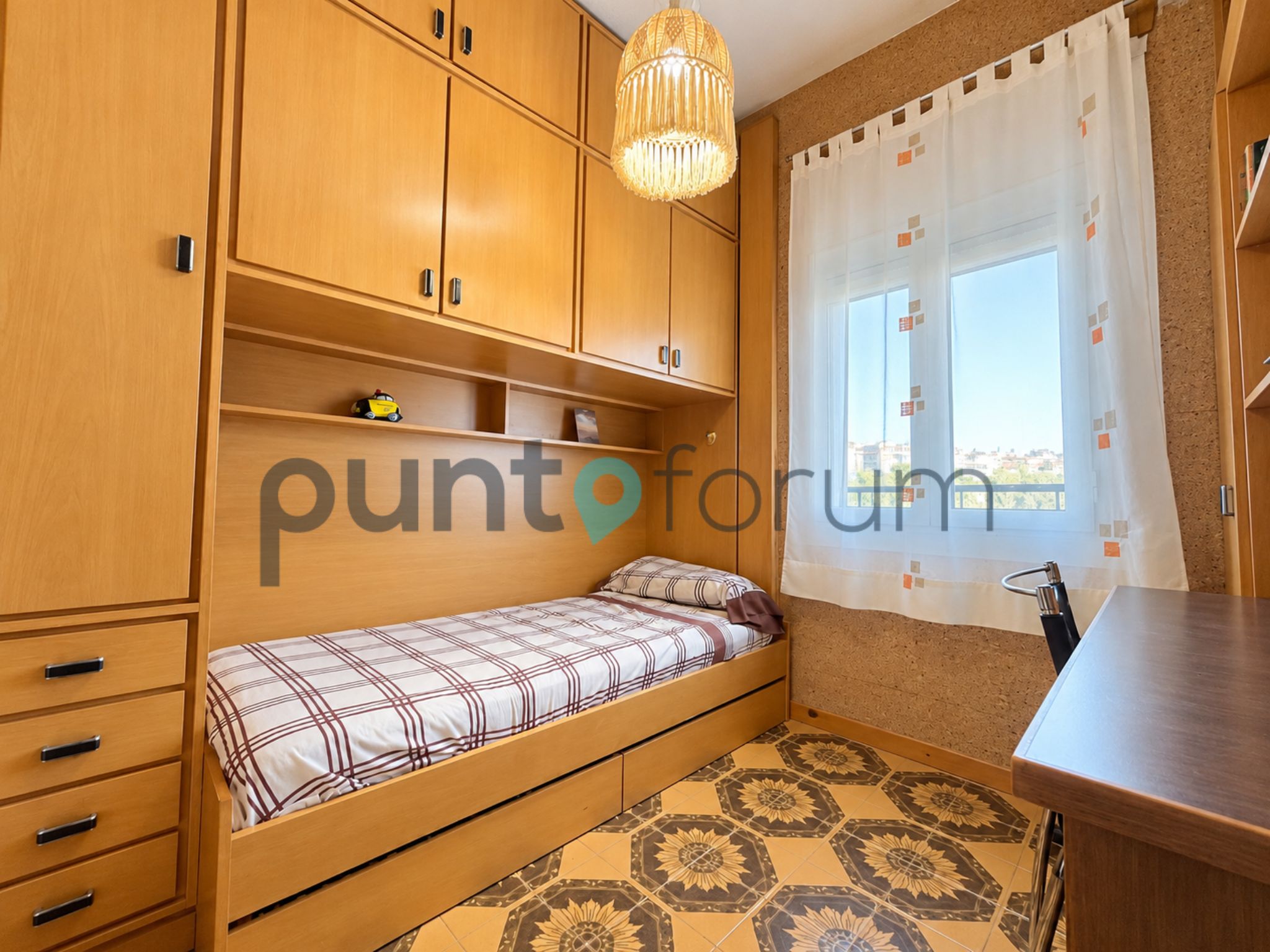 PISO TODO EXTERIOR DE 3 HABITACIONES CON BALCÓN Y DOS ASCENSORES EN EL BESÒS