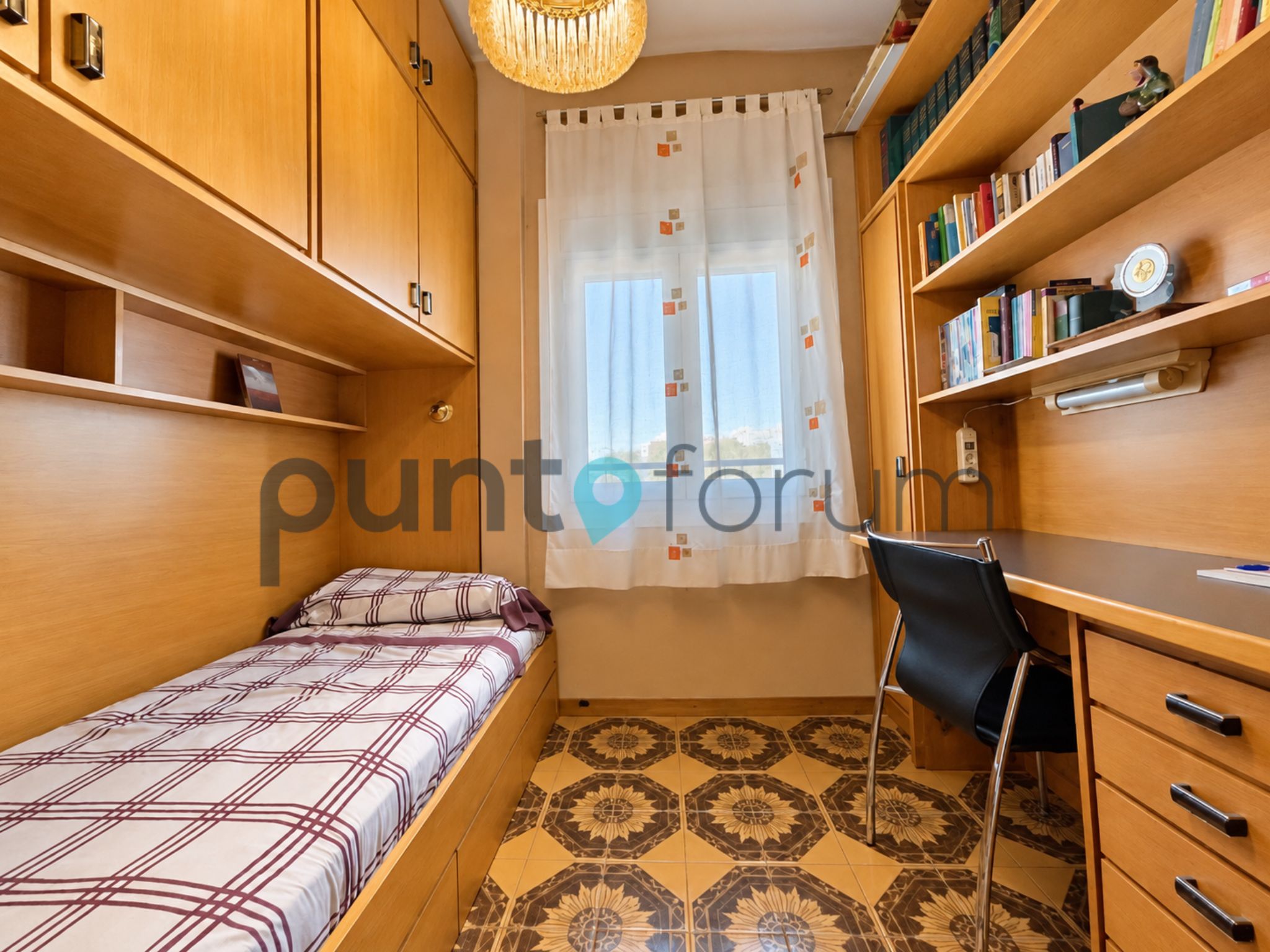 PISO TODO EXTERIOR DE 3 HABITACIONES CON BALCÓN Y DOS ASCENSORES EN EL BESÒS