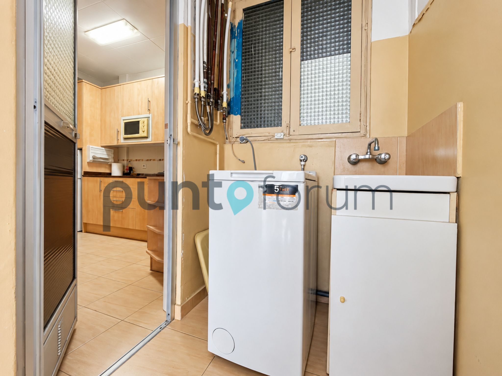 PISO TODO EXTERIOR DE 3 HABITACIONES CON BALCÓN Y DOS ASCENSORES EN EL BESÒS