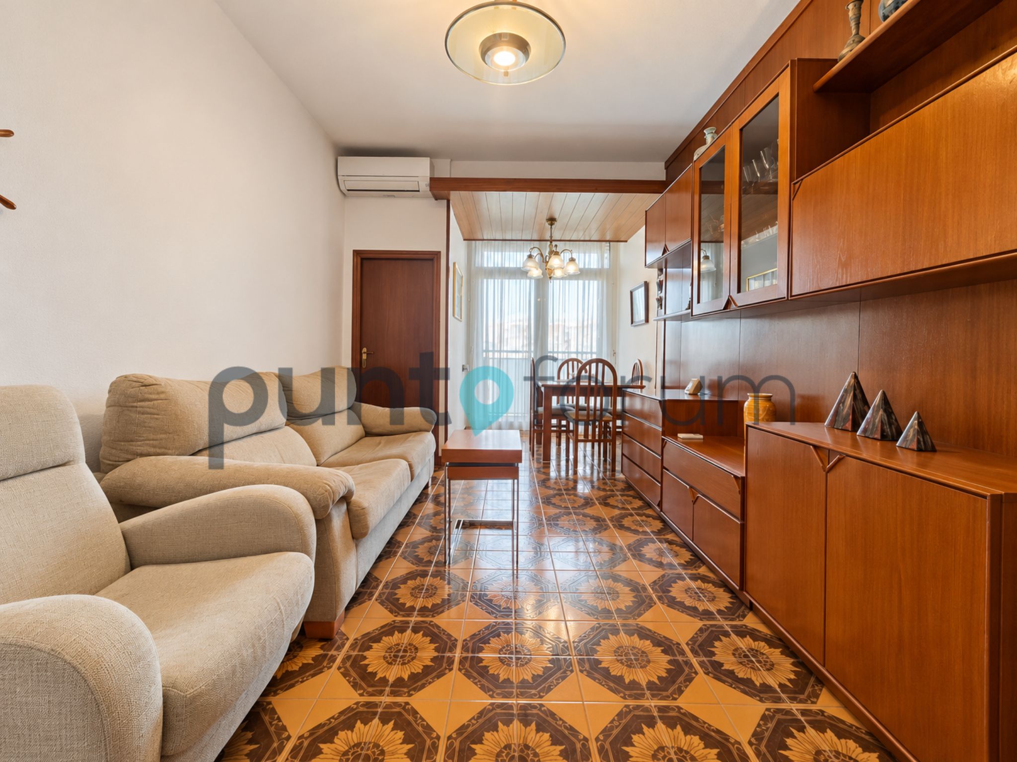 PISO TODO EXTERIOR DE 3 HABITACIONES CON BALCÓN Y DOS ASCENSORES EN EL BESÒS