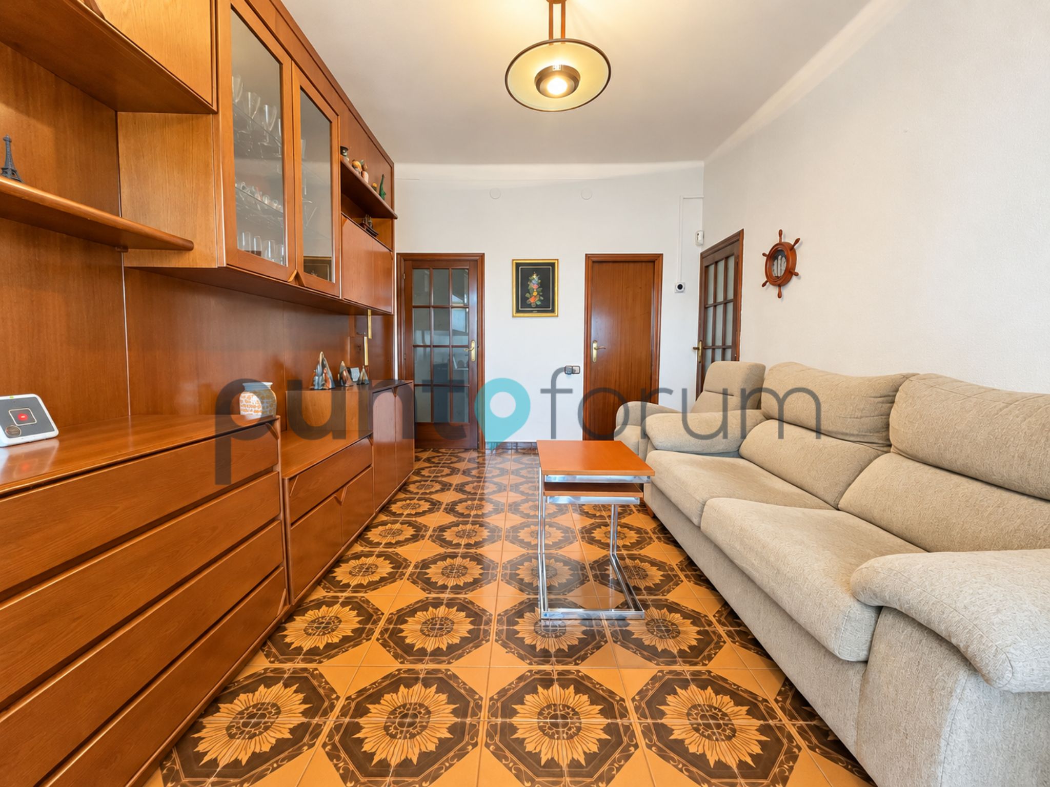 PISO TODO EXTERIOR DE 3 HABITACIONES CON BALCÓN Y DOS ASCENSORES EN EL BESÒS